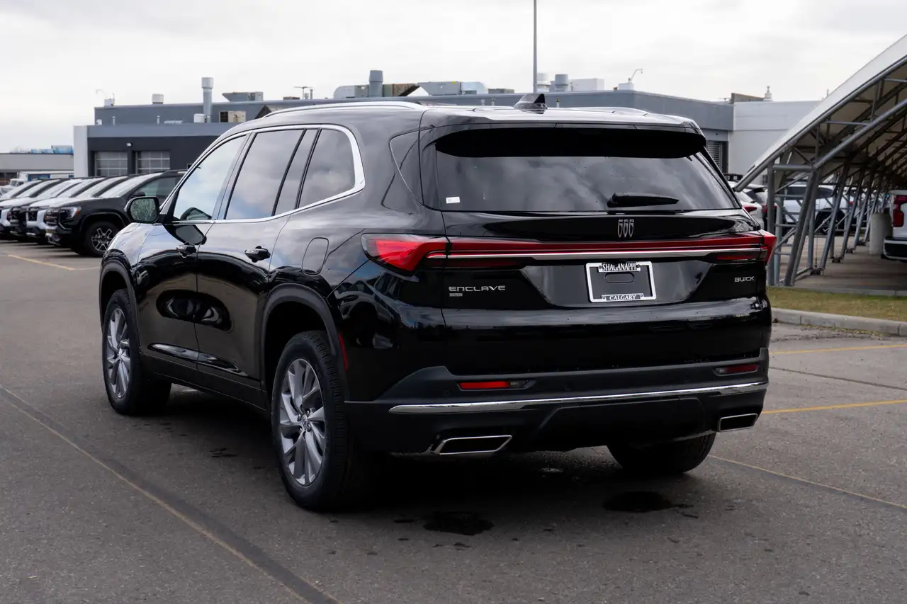 Buick Enclave снимка Buick Enclave