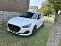 Hyundai i30 Automatik 1.6 Crdi Navi,Leder,Panoramadach,Webasto Weiß - thumbnail 2