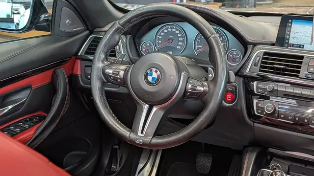 BMW M4 view 14