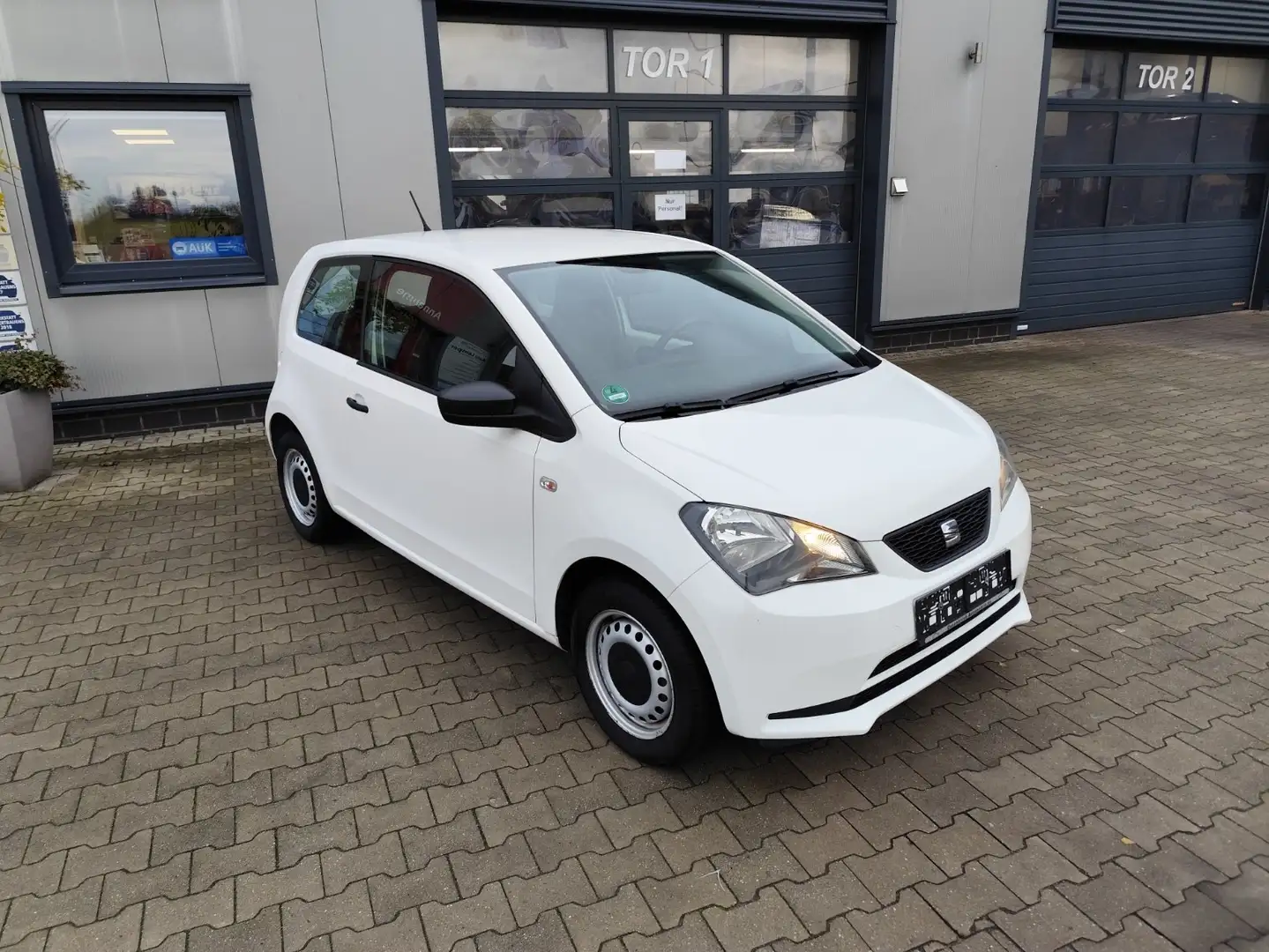 SEAT Mii Reference Weiß - 2