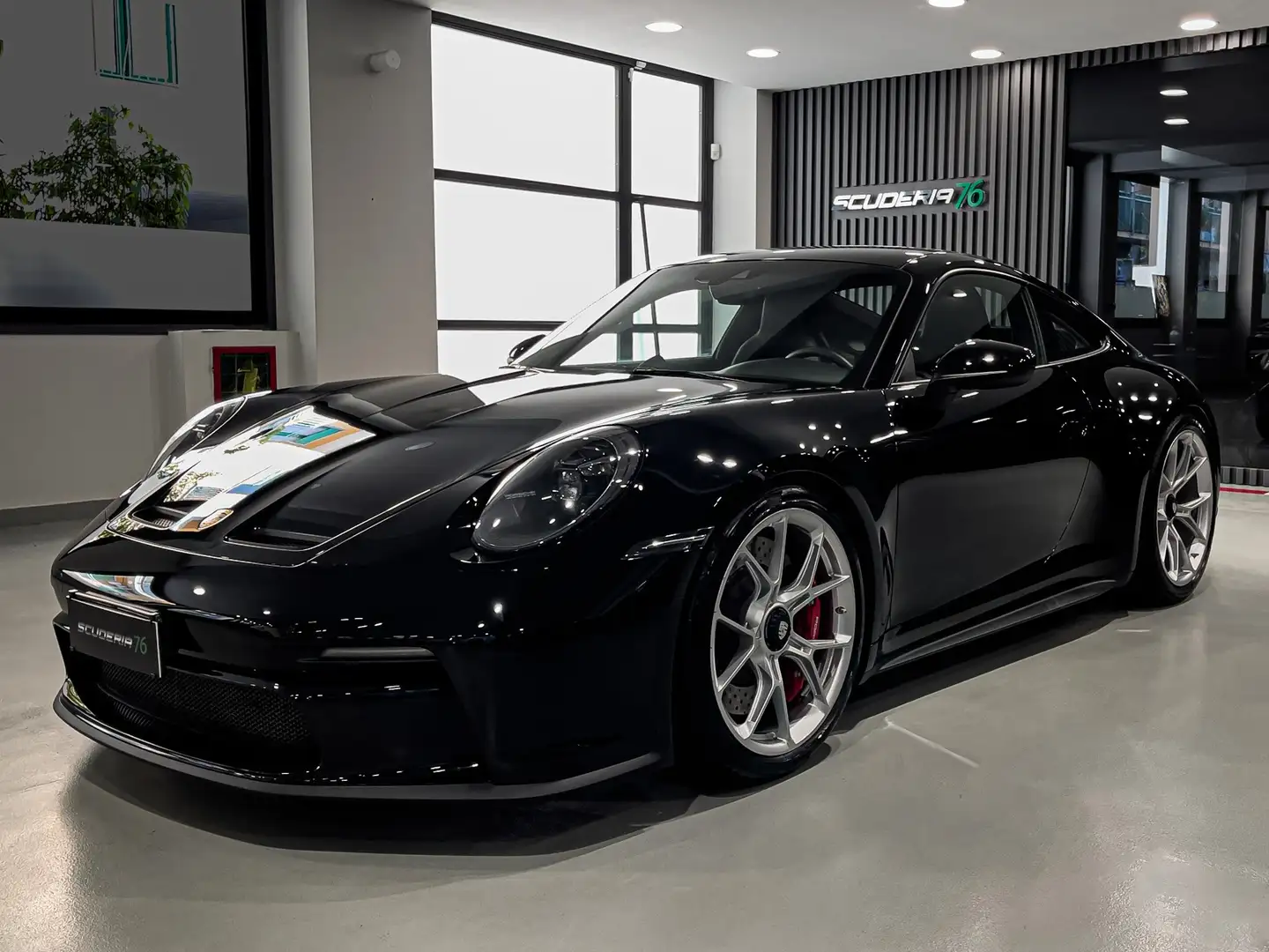 Porsche 992 911 Coupe 4.0 GT3 c/pack Touring auto Nero - 1