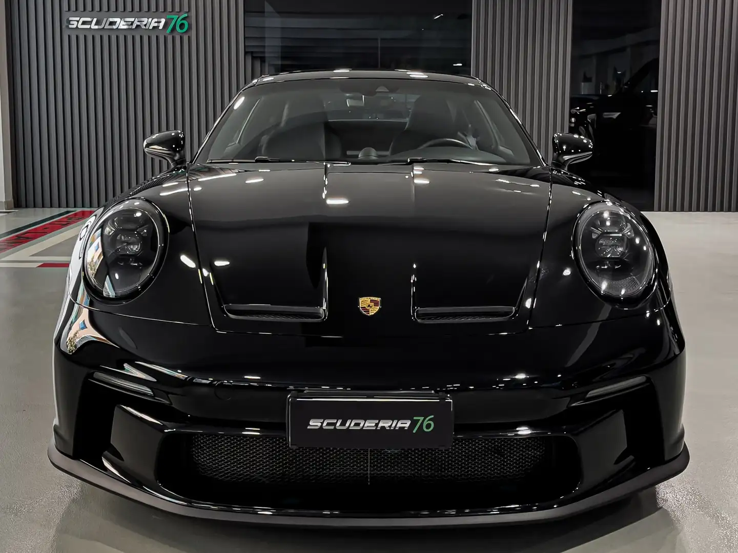 Porsche 992 911 Coupe 4.0 GT3 c/pack Touring auto Nero - 2