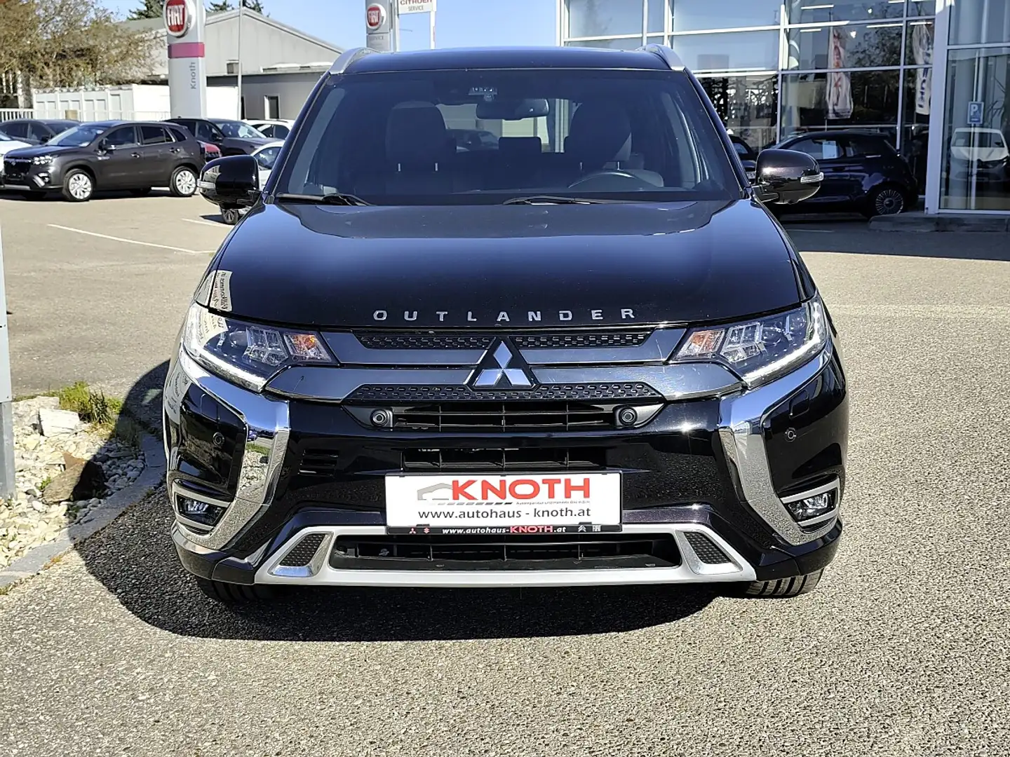 Mitsubishi Outlander 2,4 PHEV Diamond Schwarz - 2
