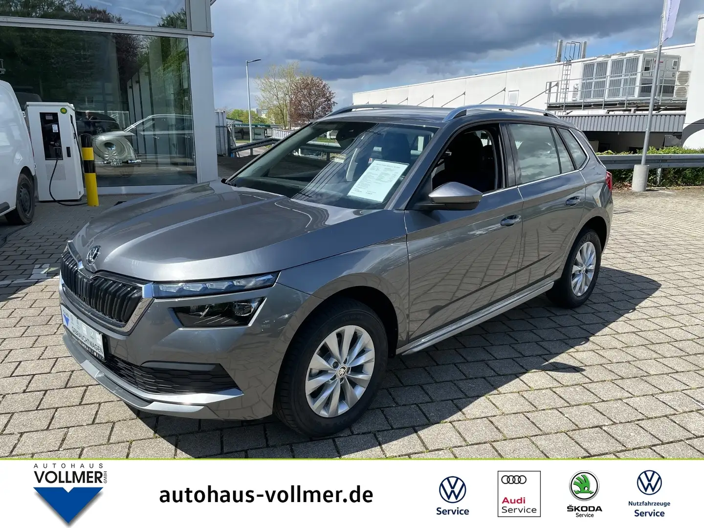 Skoda Kamiq 1.0 TSI DSG Style LED,SmartLink,Kessy,GRA,PDC,SHZ Grau - 1