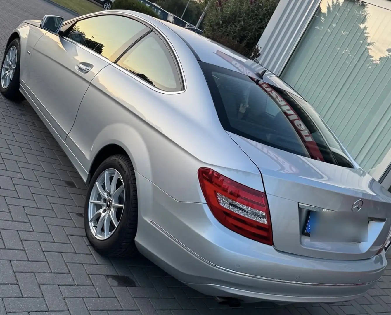 Mercedes-Benz C 180 Merzedes 180 C Sitzh.,Navi, Xenon,LED , Top Silber - 2