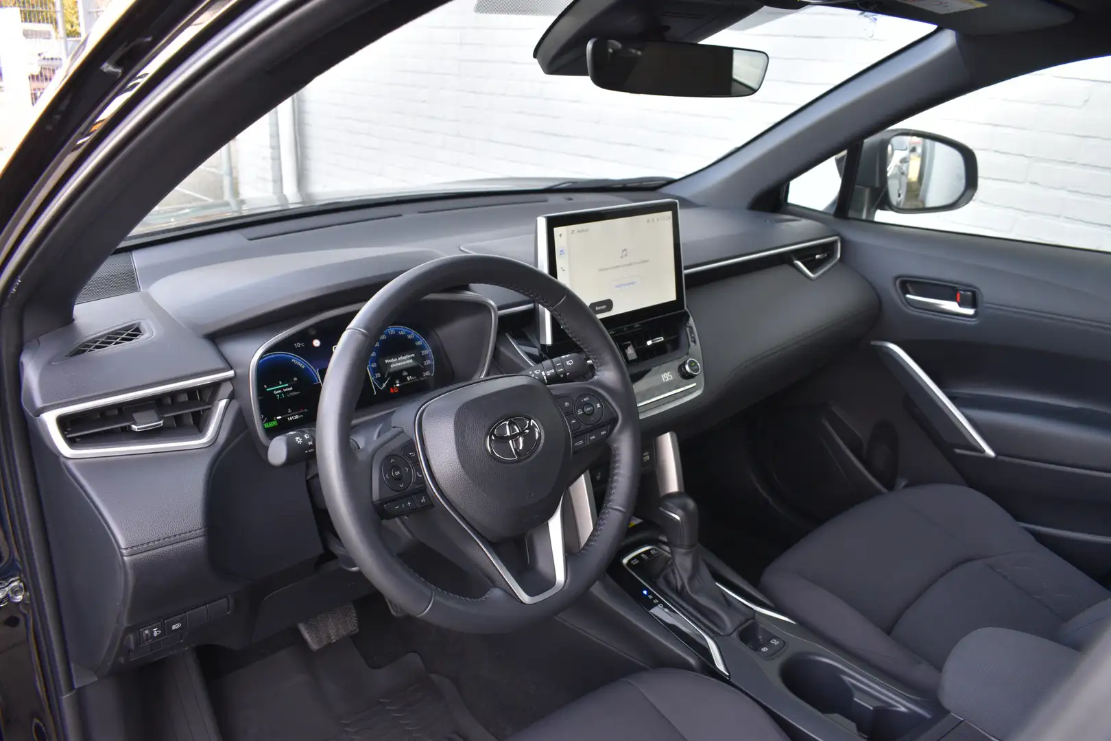 Toyota Corolla Cross Hybrid 140 Active Plus Limited Automaat 140pk | Do Zwart - 2