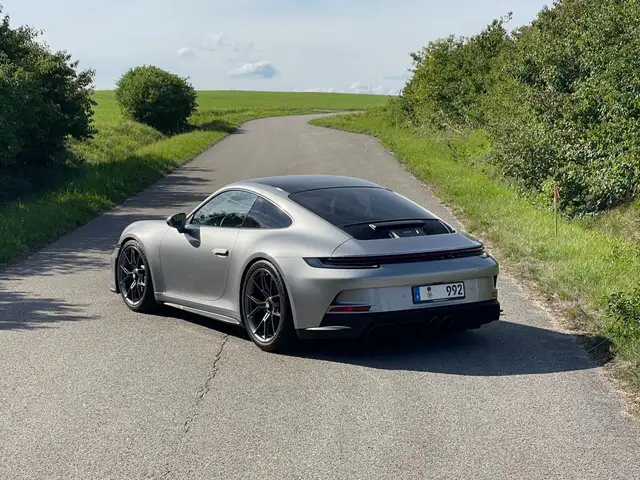 Porsche 992 view 2