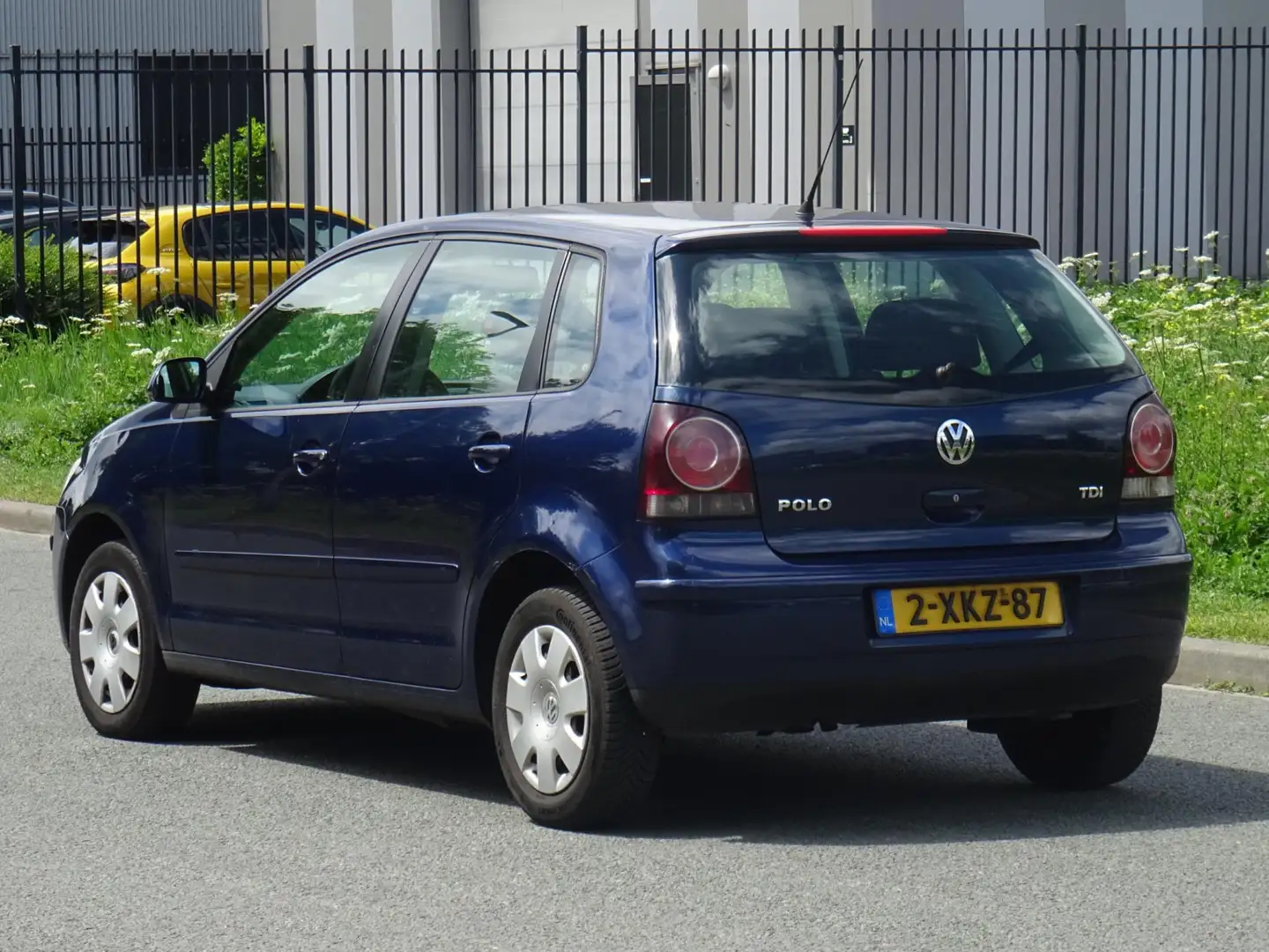 Volkswagen Polo 1.4 TDI 5-DEURS AIRCO/ELEKRAM/CV/APK Blauw - 2