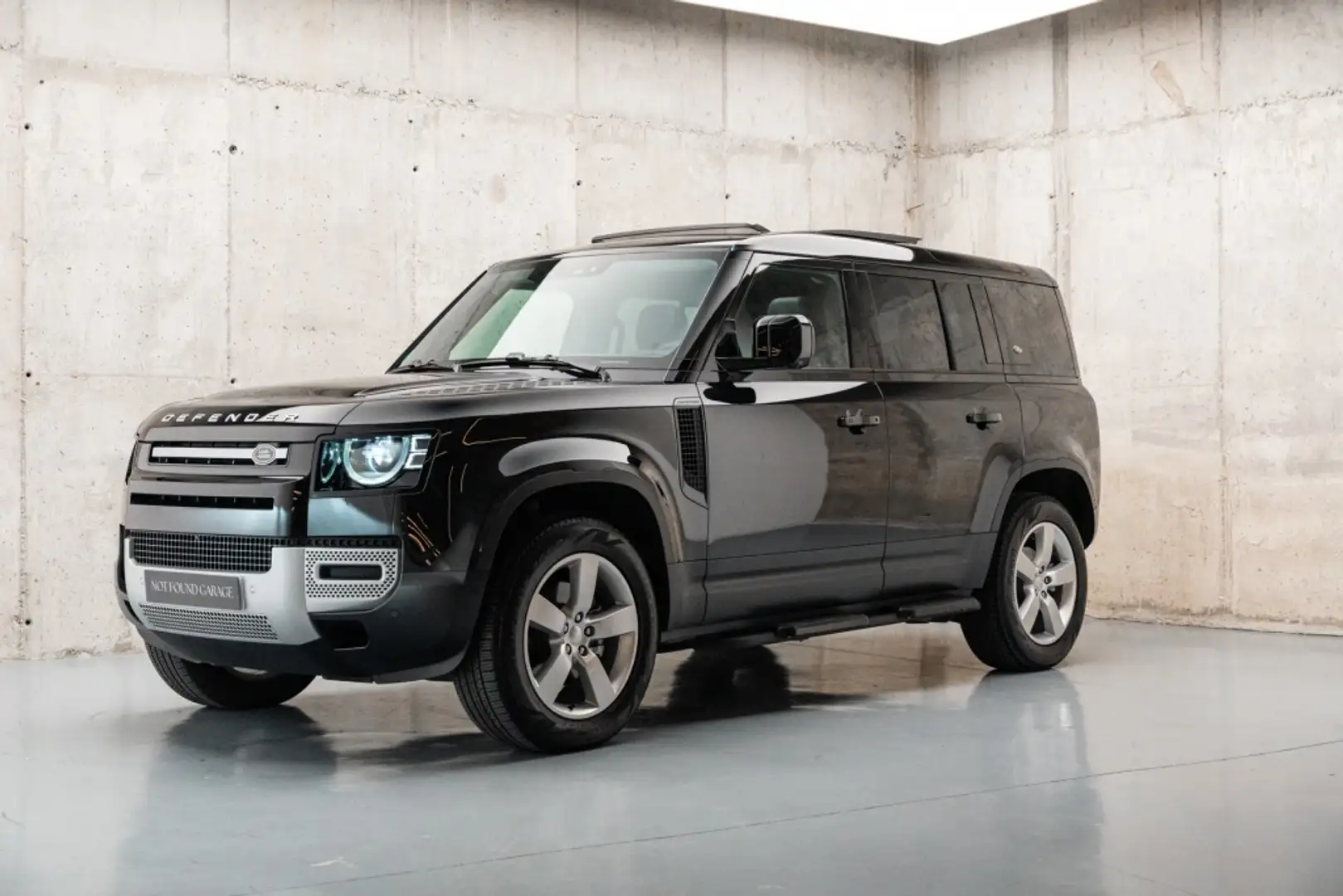 Land Rover Defender 130 3.0D l6 MHEV SE AWD Aut. 250 Negro - 2