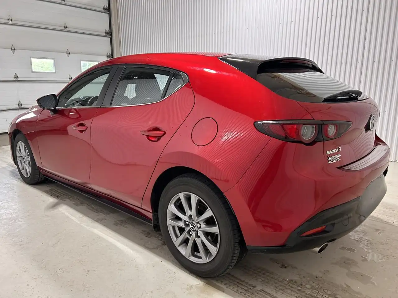 Mazda 3 снимка Mazda 3