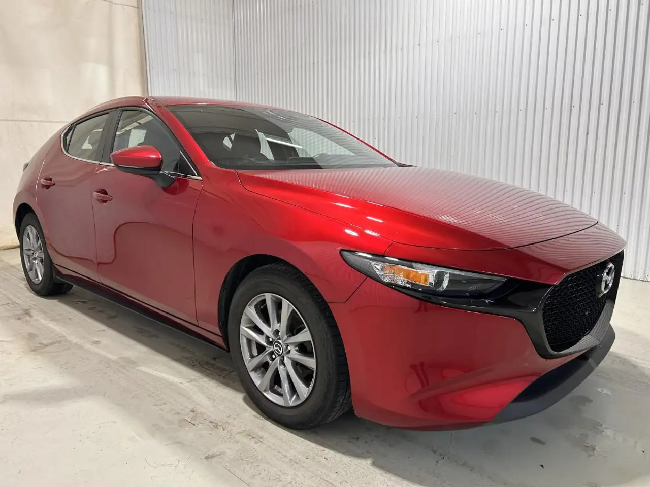 Mazda 3 снимка Mazda 3