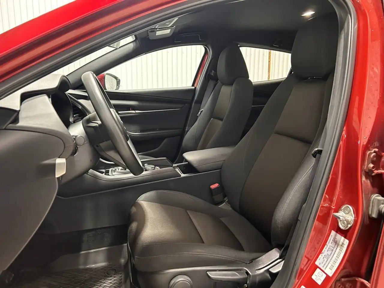 Mazda 3 снимка Mazda 3