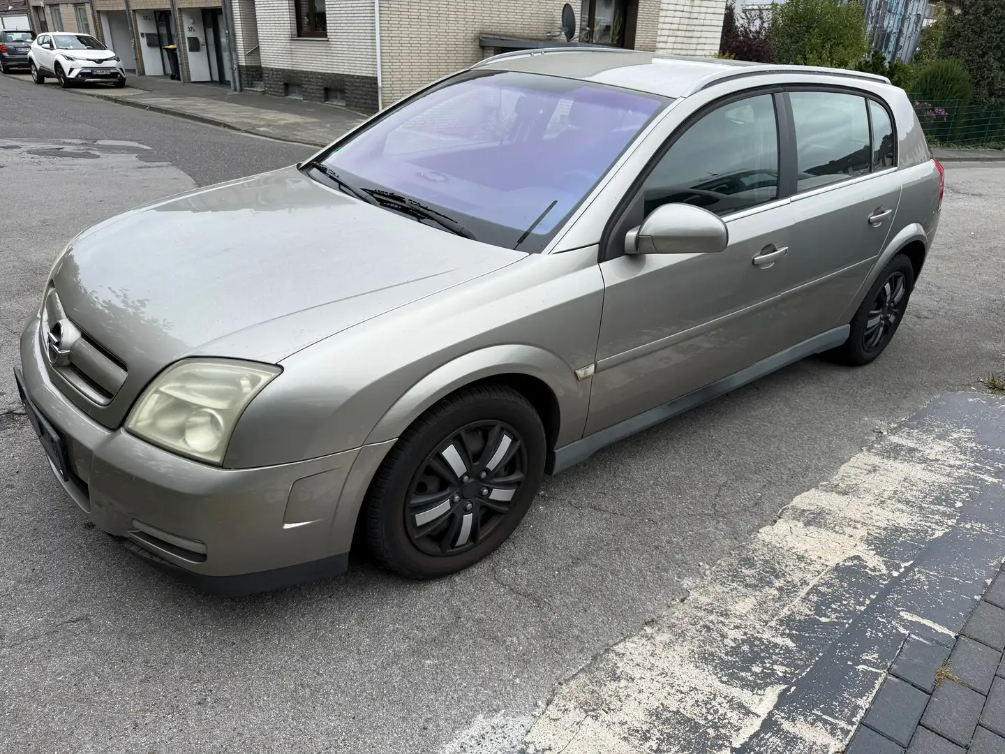 Opel Signum Basis 1.8*Klima*Tüv 04/2026 Grau - 1