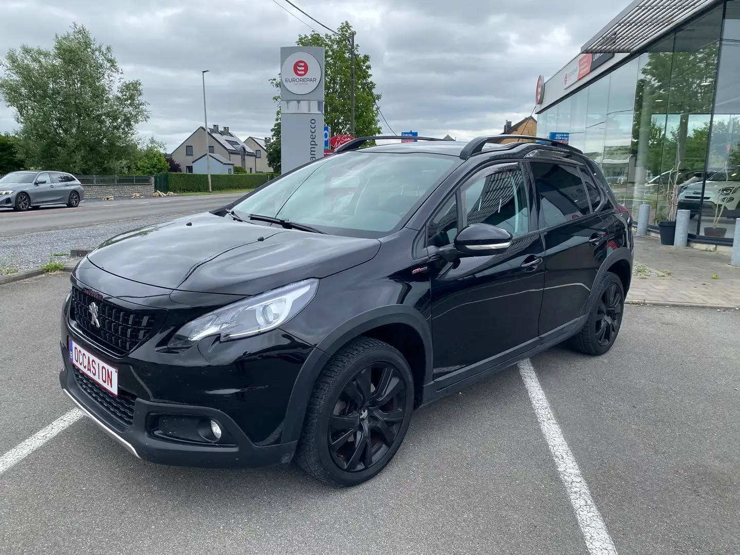Peugeot 2008 1.2 PureTech GT Line TOIT PANO GARANTIE 12MOIS Noir - 1