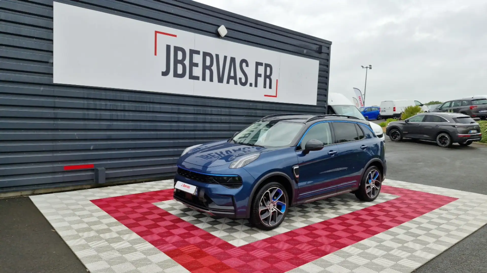 Lynk & Co 01 1.5 PHEV 261 CH DCTH7 Bleu - 1