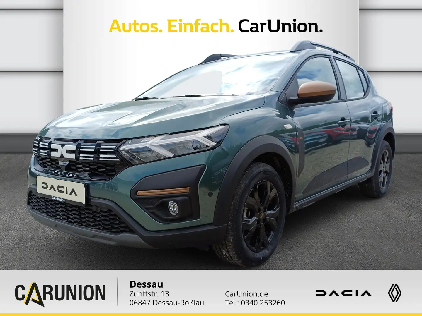 Dacia Sandero Stepway Extreme+ TCe 110 Grün - 1