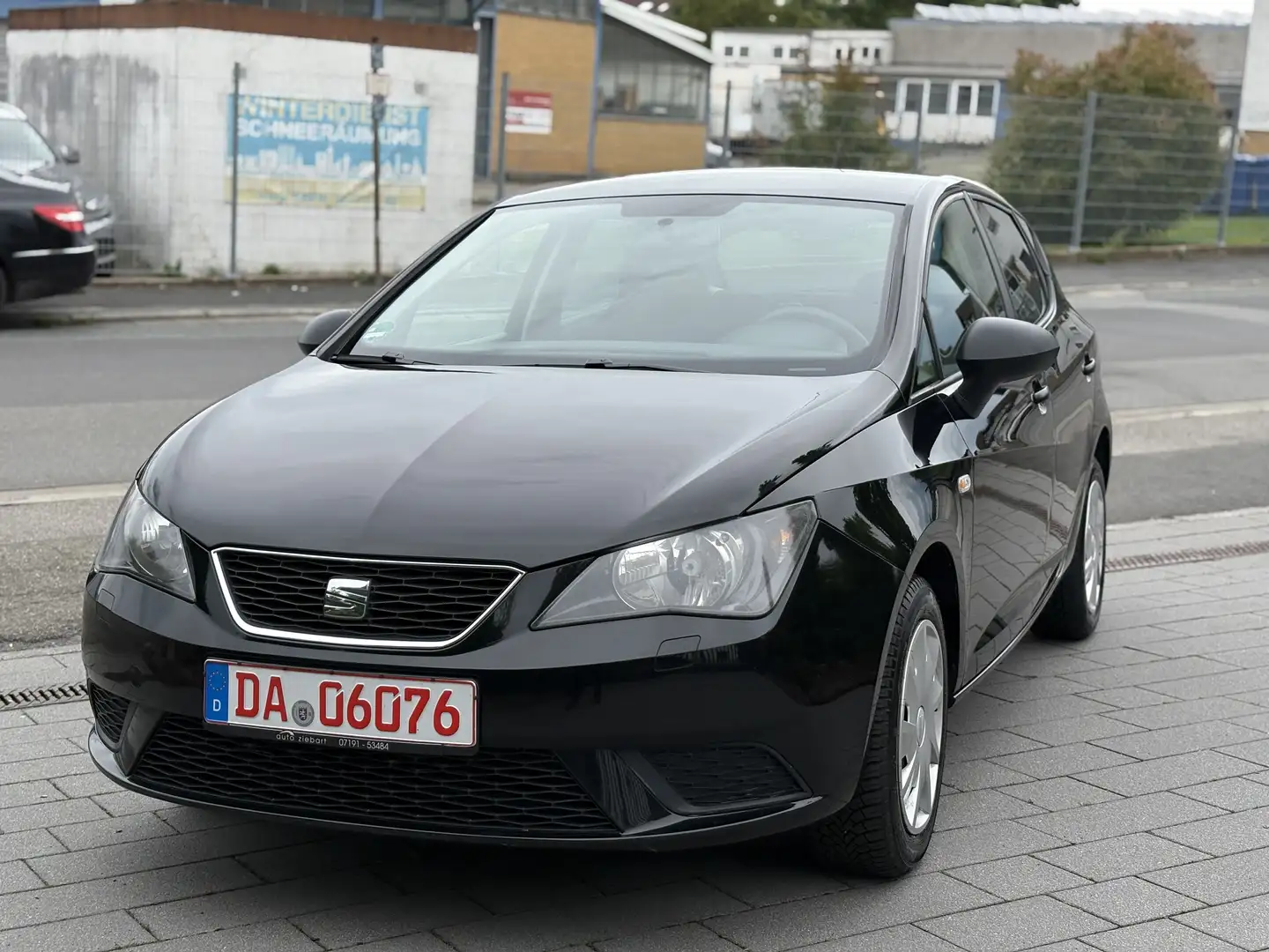 SEAT Ibiza Reference Salsa 1.4 Topzustand/Klima/SHZ/AWR Schwarz - 2