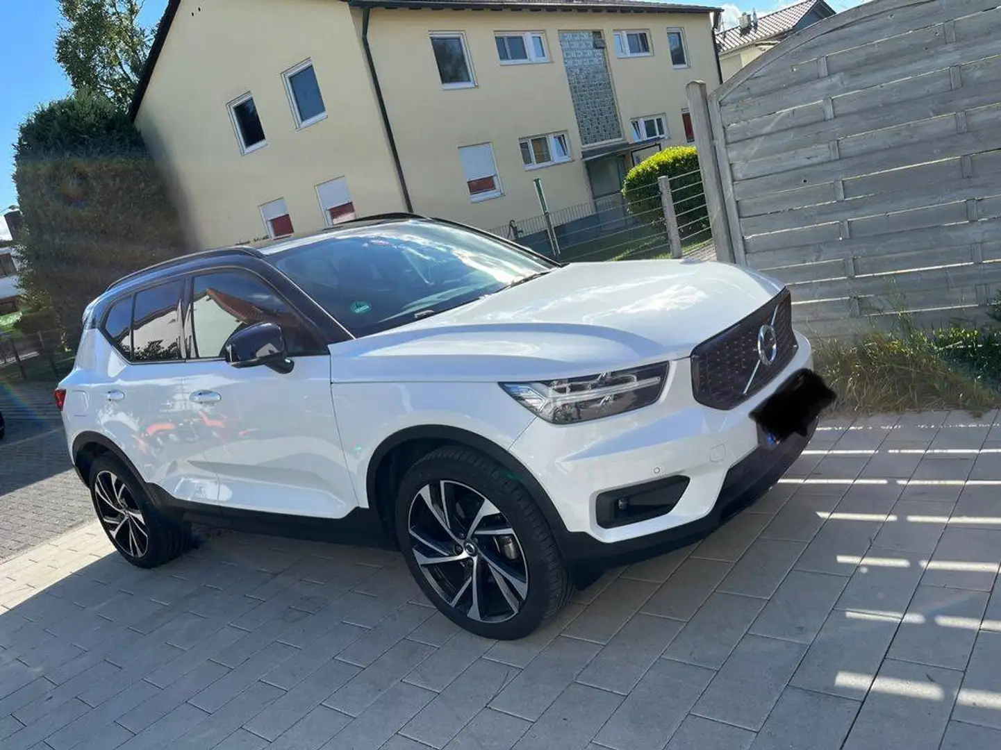 Volvo XC40 R-Design XC40 D4 R-Design AWD Aut. Blanco - 1