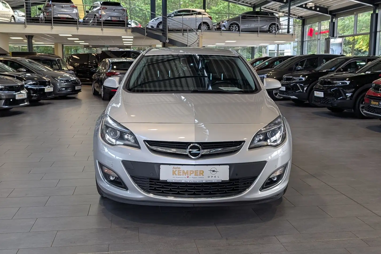 Opel Astra ST 1.4 Turbo Exklusiv Autom. *AHK*Navi* Silber - 2