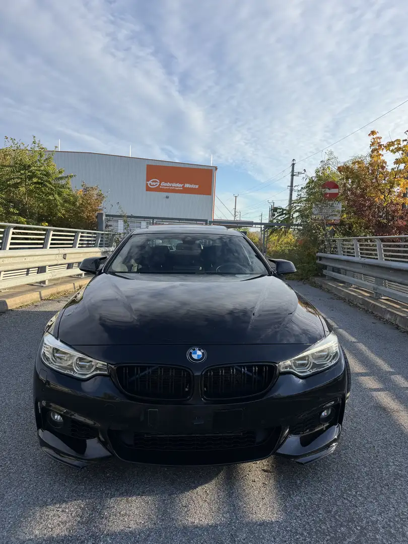 BMW 435 435i xDrive Coupe . Schwarz - 2