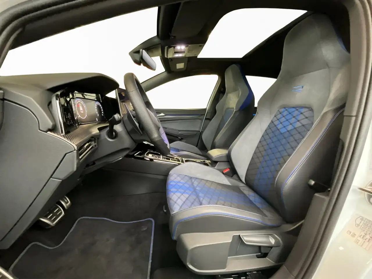 Volkswagen Golf R+Perf+DSG+4M+Pano+Led 9