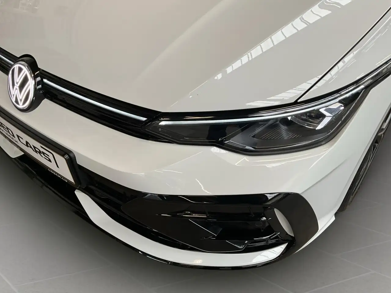 Volkswagen Golf R+Perf+DSG+4M+Pano+Led 18