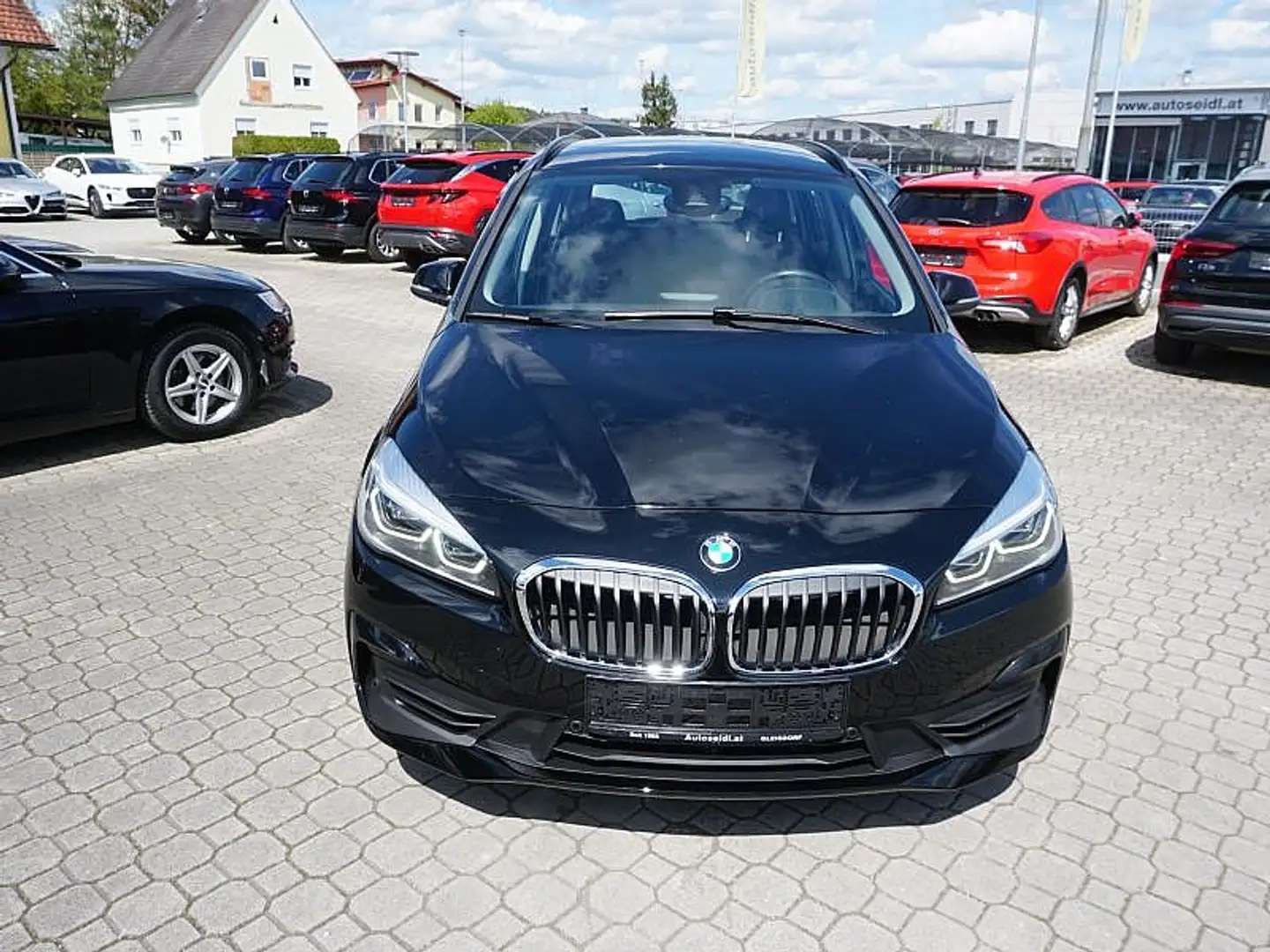 BMW 216 216d Gran Tourer Aut. *2021er+LED+NAVI* Чорний - 2
