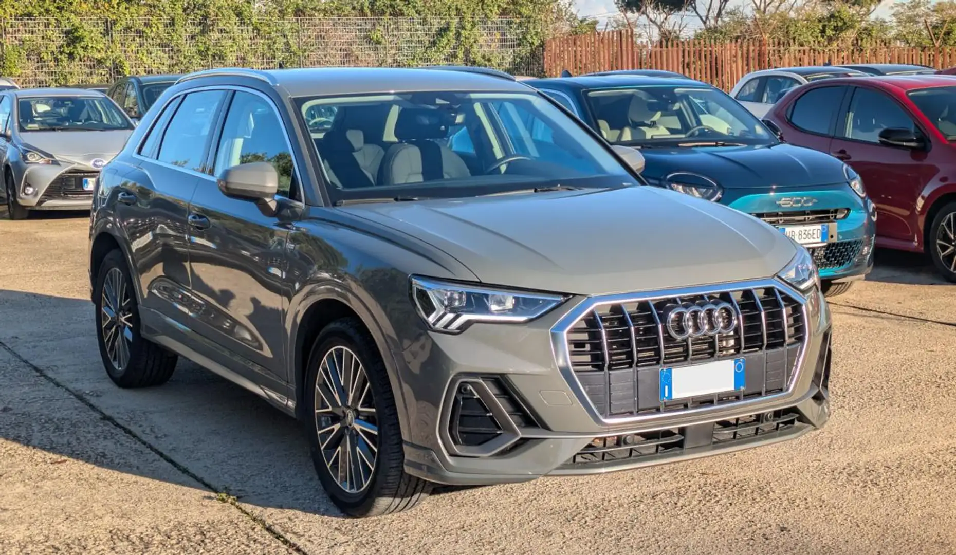 Audi Q3 E-TRON 45TFSI 1.4cc 150cv(245cv) S LINE EDITION Gris - 2