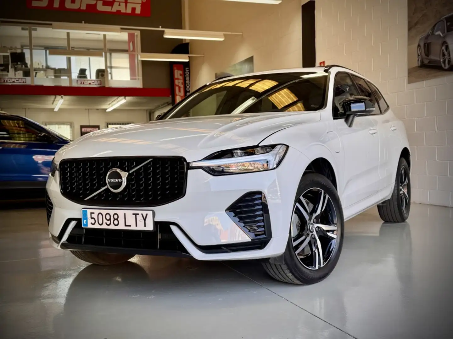 Volvo XC60 T6 Recharge Plus Dark Blanco - 2