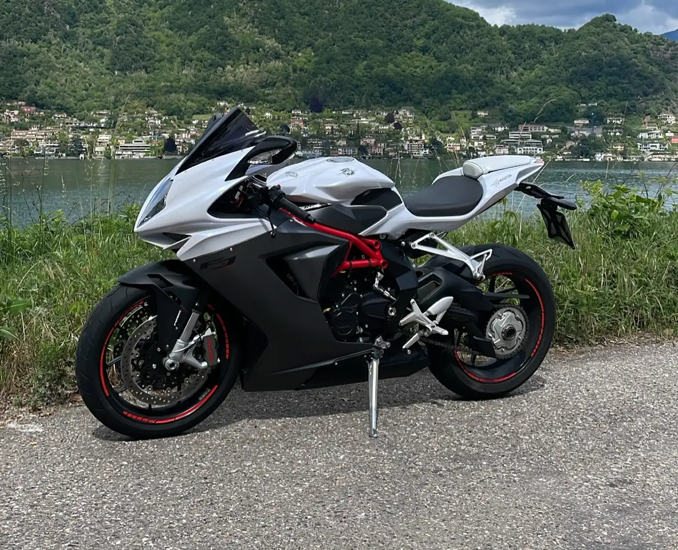 MV Agusta F3 f3 800 - 1