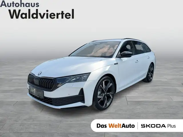 Skoda Octavia main image