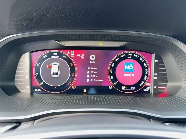 Skoda Octavia view 10