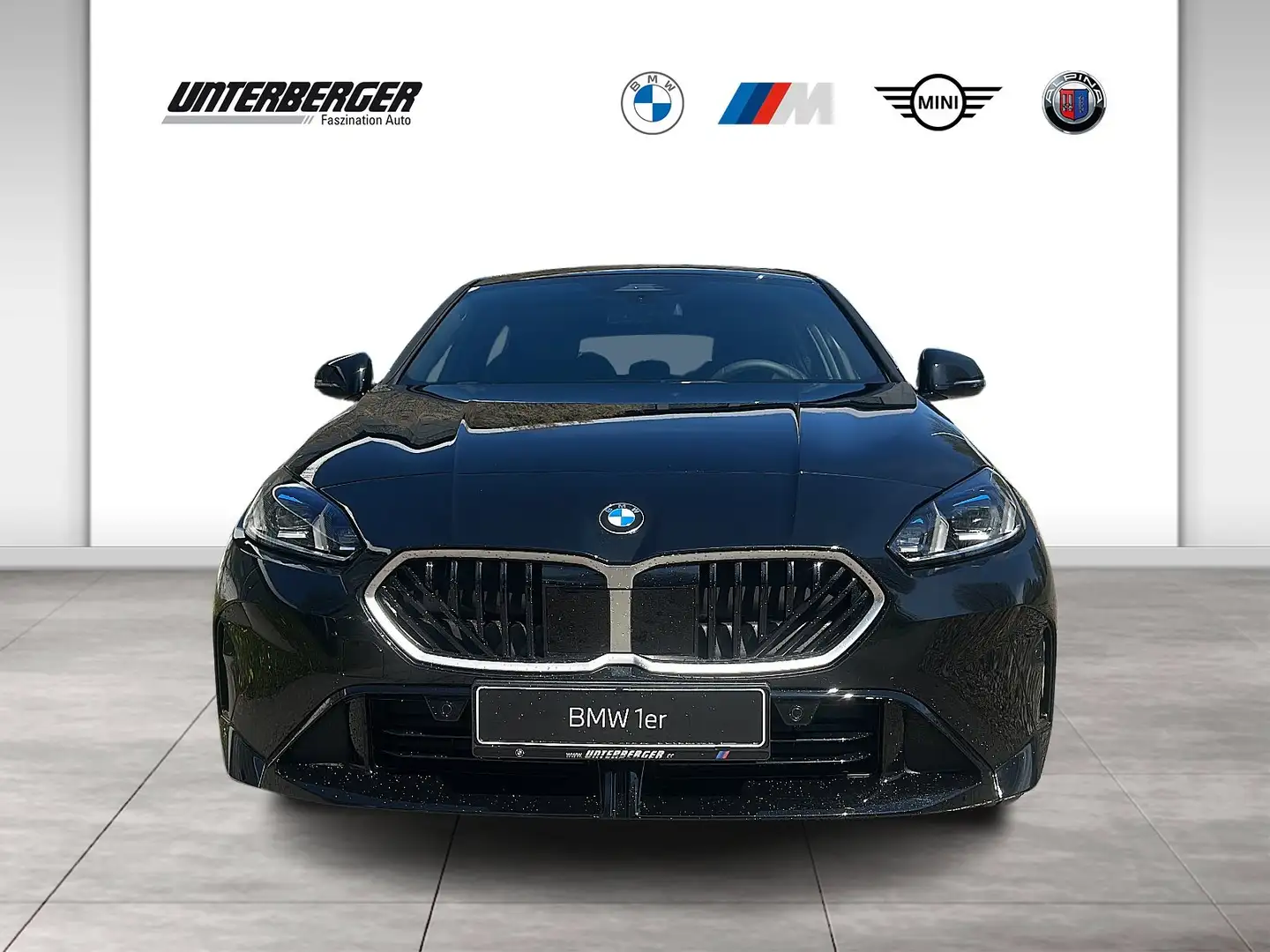 BMW 118 d Hatch M Sportpaket DAB LED Komfortzg. AHK Schwarz - 2