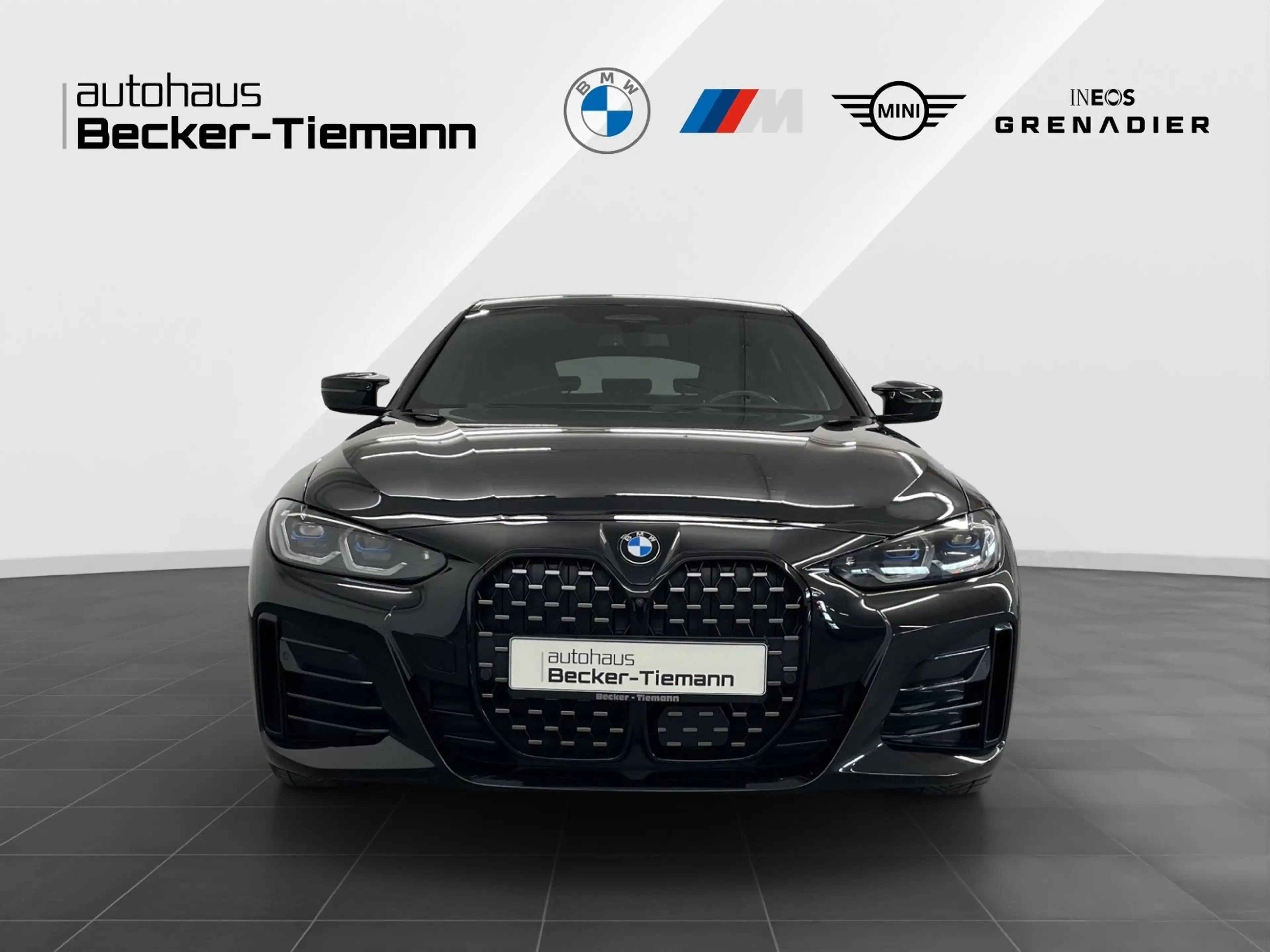 BMW M4 40i xDrive Gran Coupé,A,AHK,Schiebedach,Standheizu — photo 2