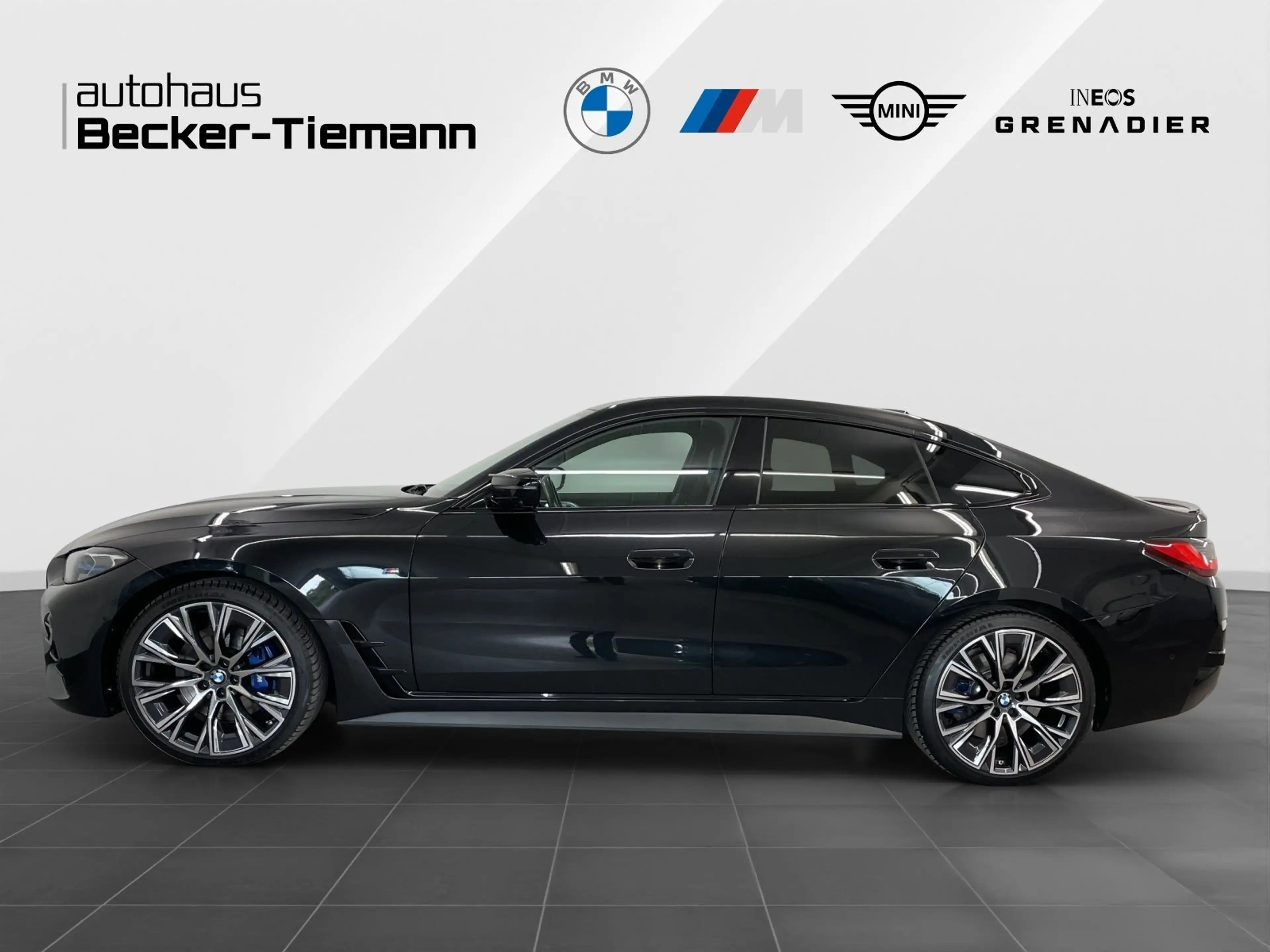 BMW M4 40i xDrive Gran Coupé,A,AHK,Schiebedach,Standheizu — photo 3