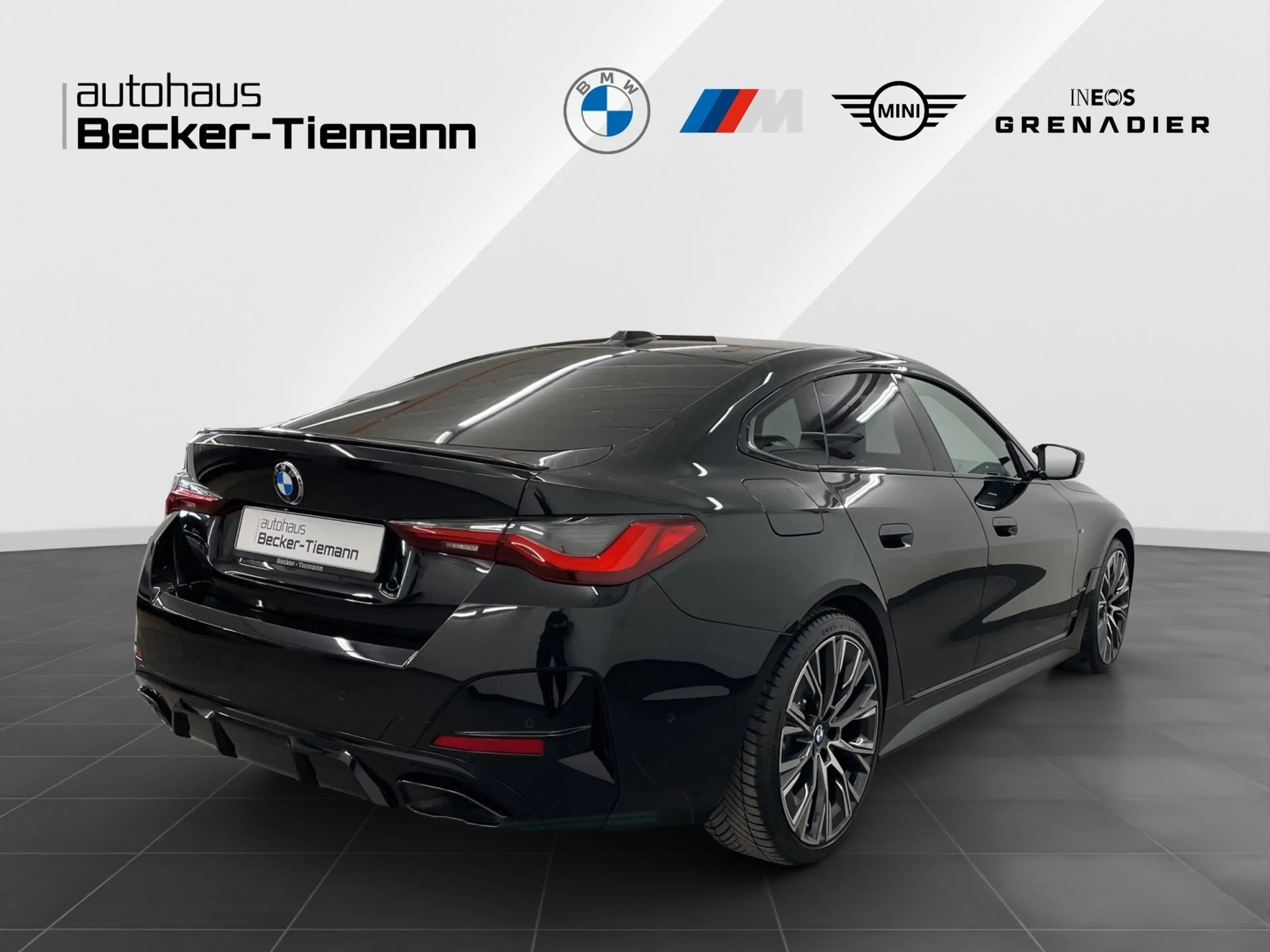 BMW M4 40i xDrive Gran Coupé,A,AHK,Schiebedach,Standheizu — photo 6