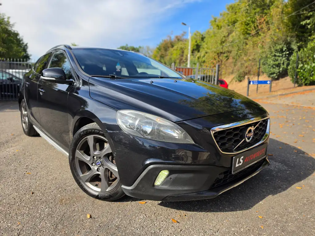 Volvo V40 Cross Country 2014 из Европы — купить под ключ