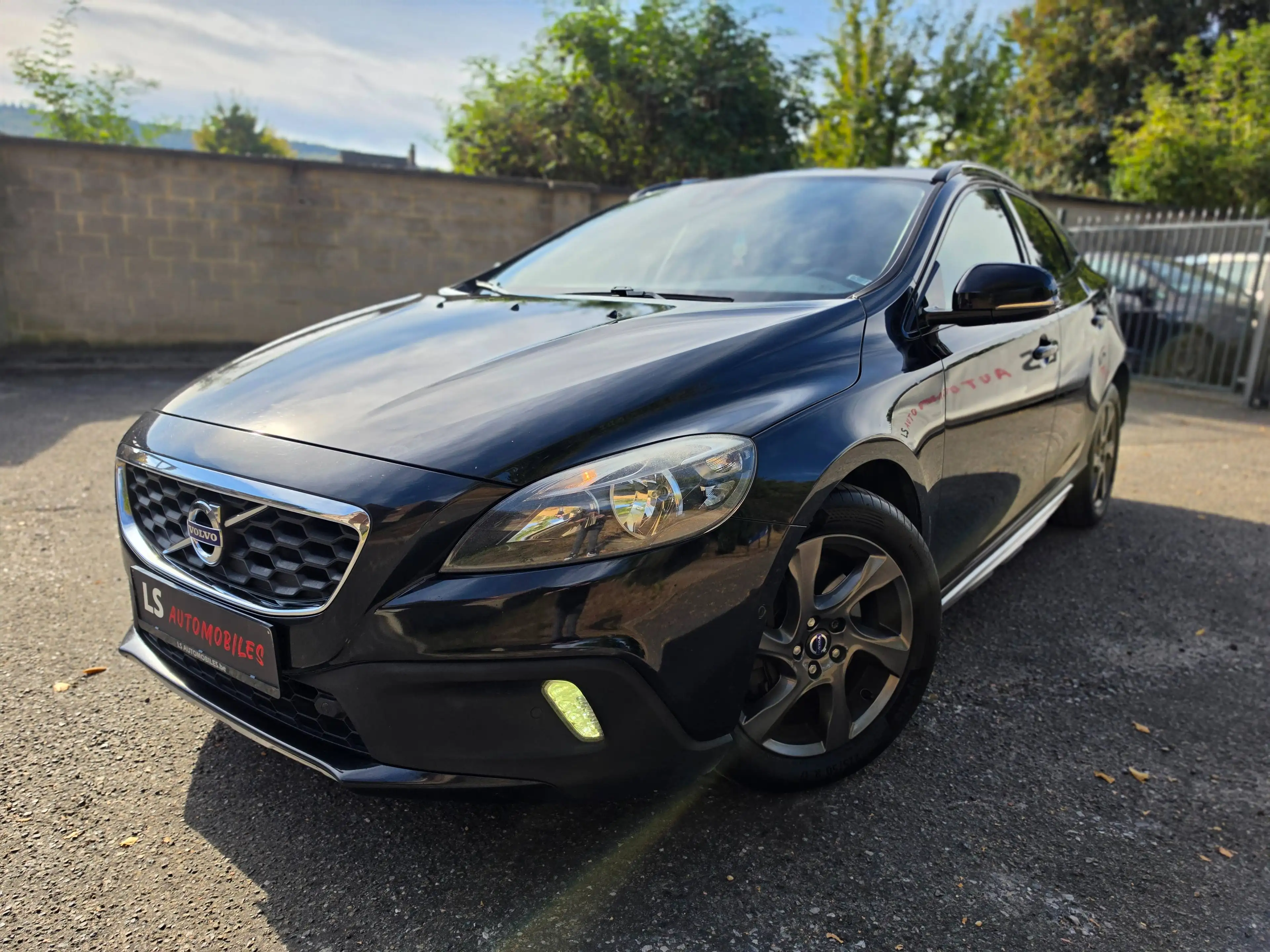 Volvo V40 Cross Country B2B*MARCHAND*5cylindres*Boite Auto*Cruise — photo 6