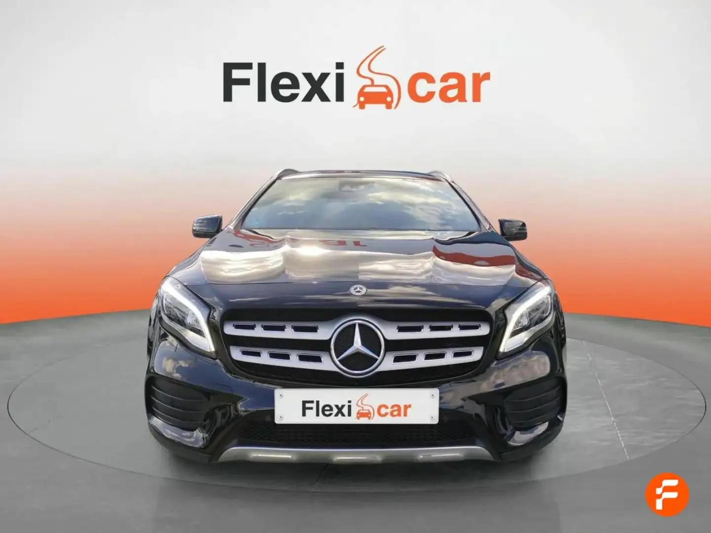 Mercedes-Benz GLA 200 d Schwarz - 2