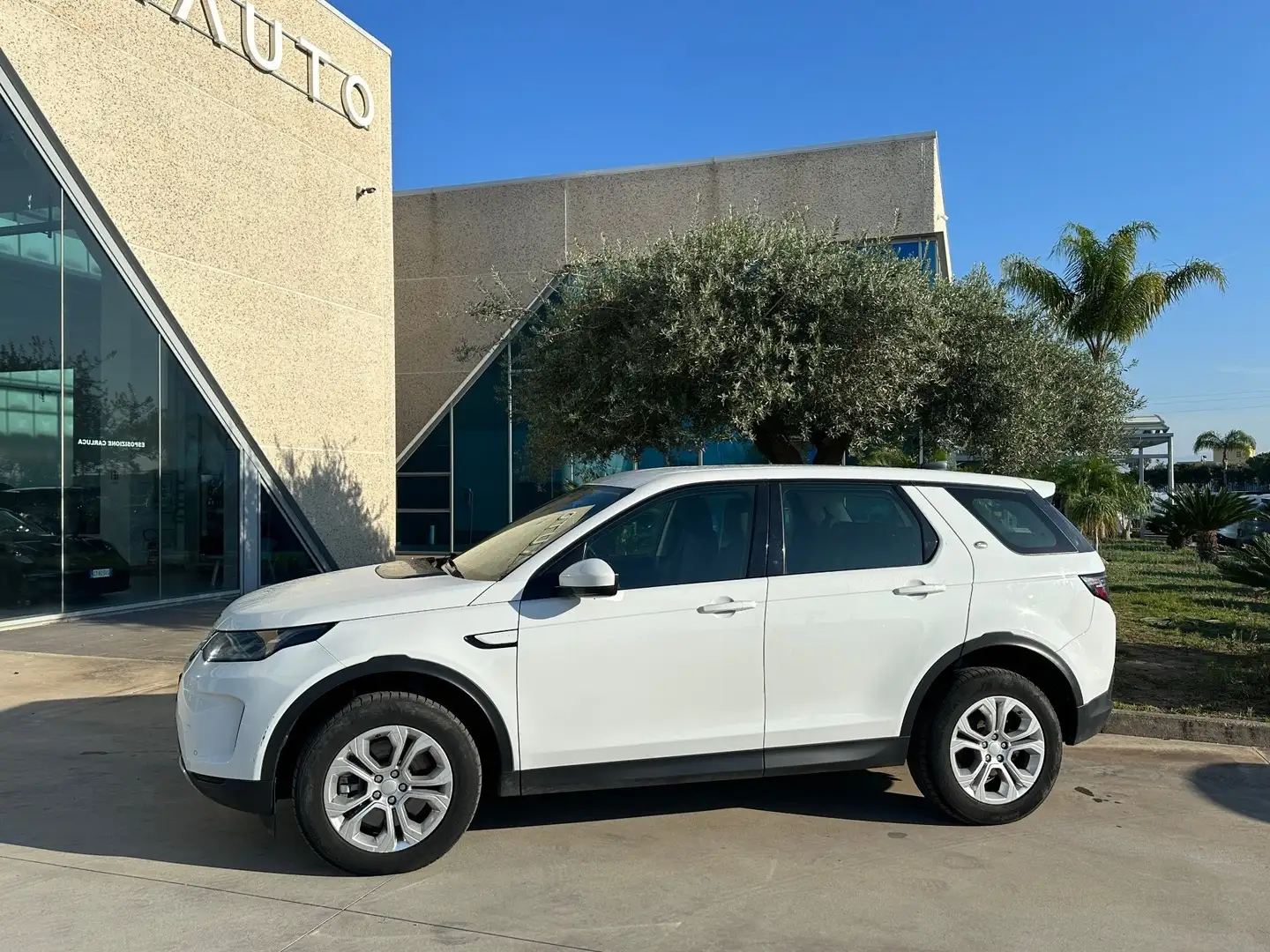Land Rover Discovery Sport 2.0d i4 SE awd OFFERTA T-STOCK PREZZO IMPERDIBILE Bianco - 2