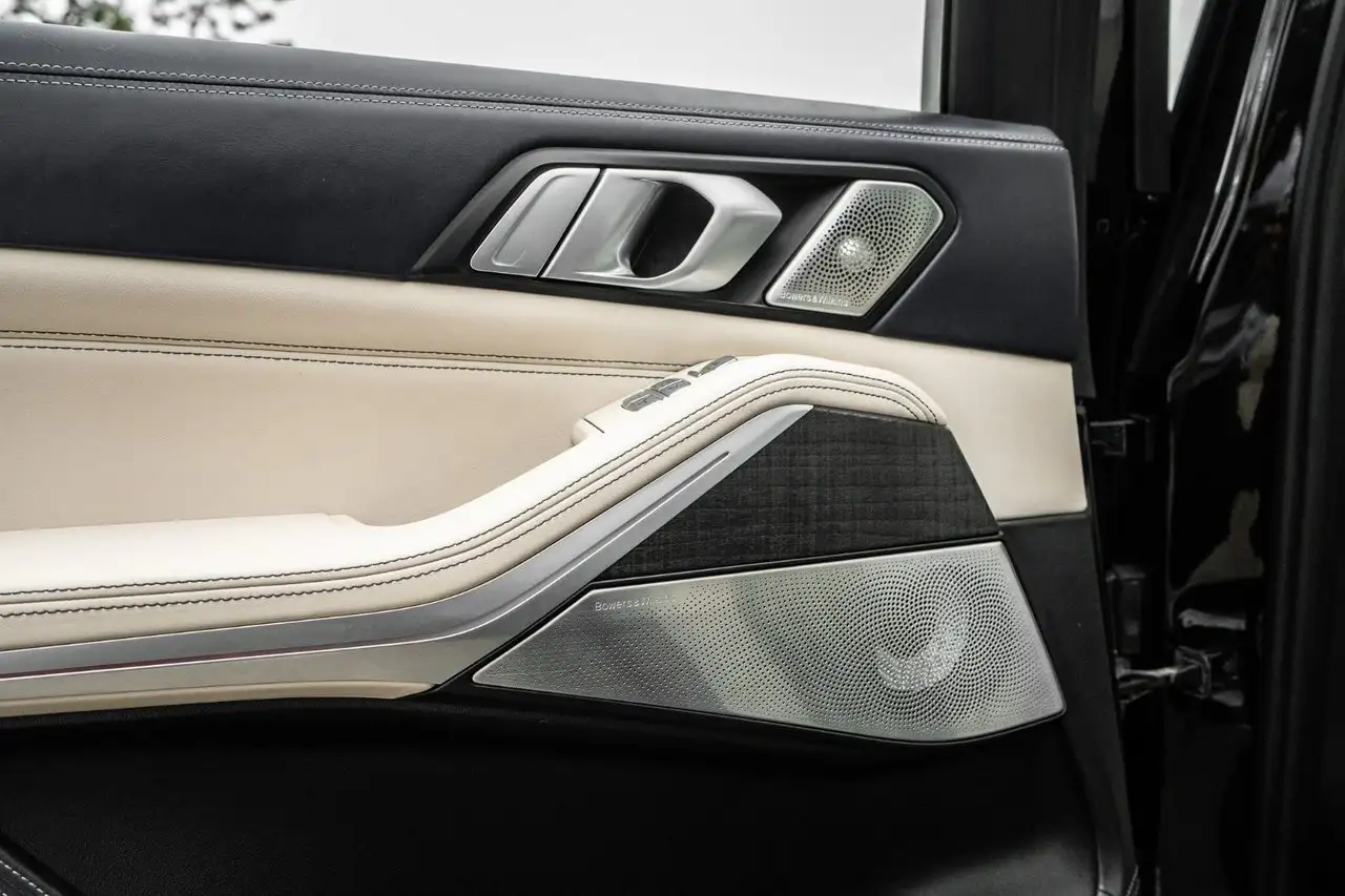BMW X7 снимка BMW X7