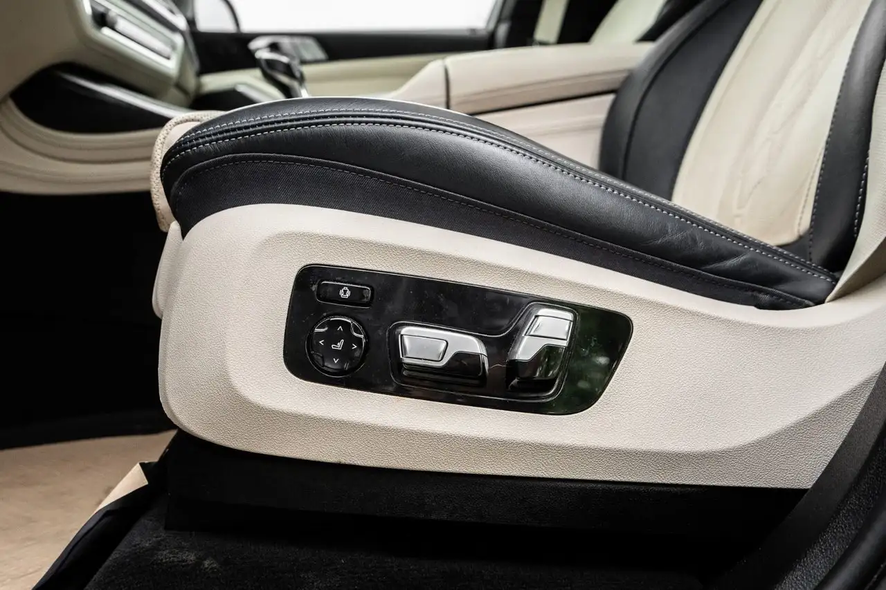 BMW X7 снимка BMW X7
