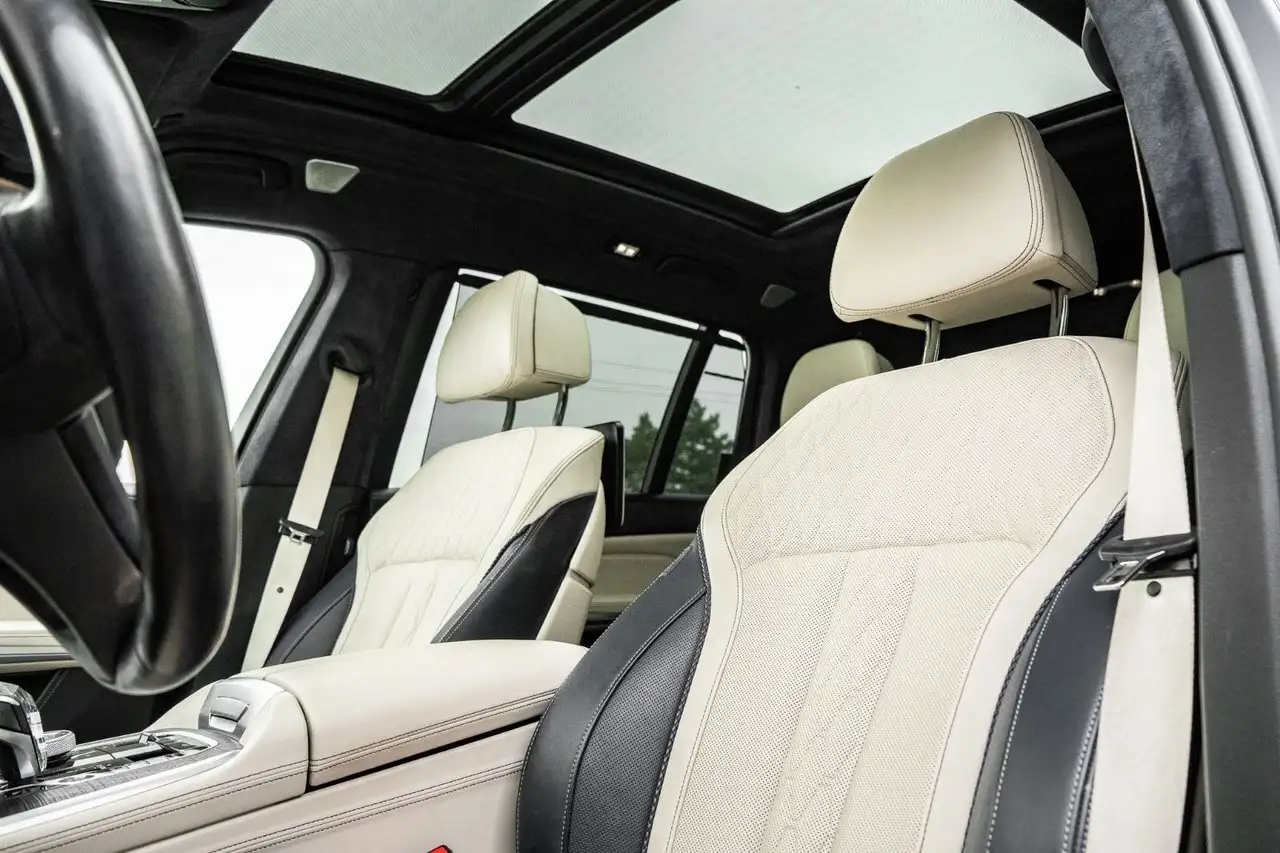 BMW X7 снимка BMW X7