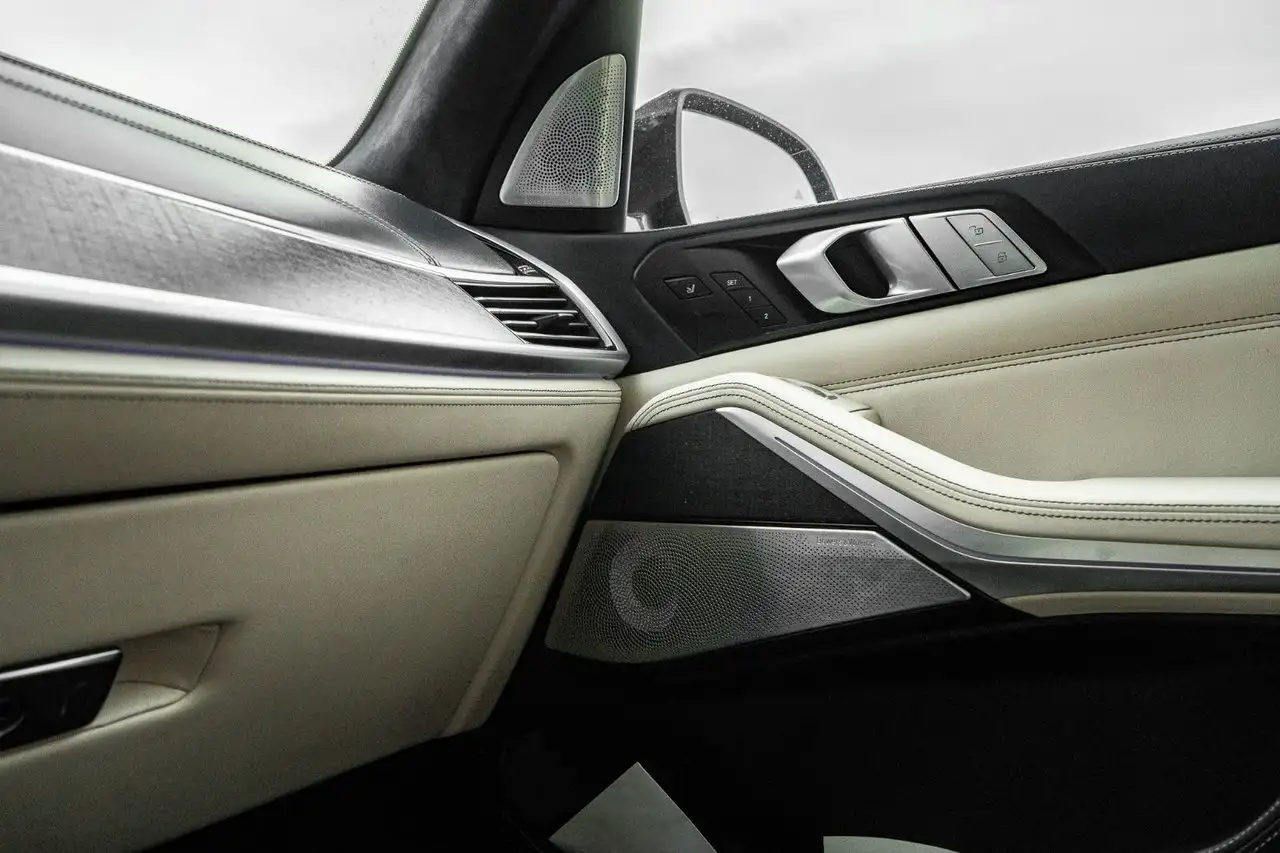 BMW X7 снимка BMW X7