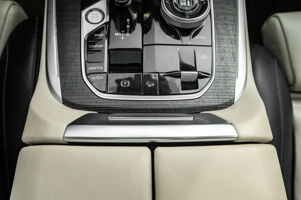 BMW X7 снимка BMW X7