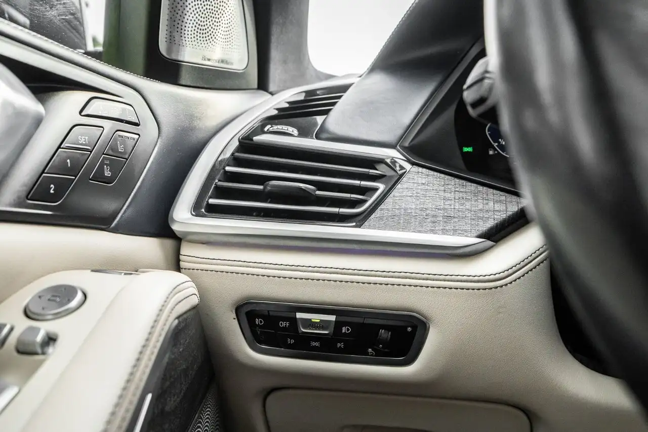 BMW X7 снимка BMW X7