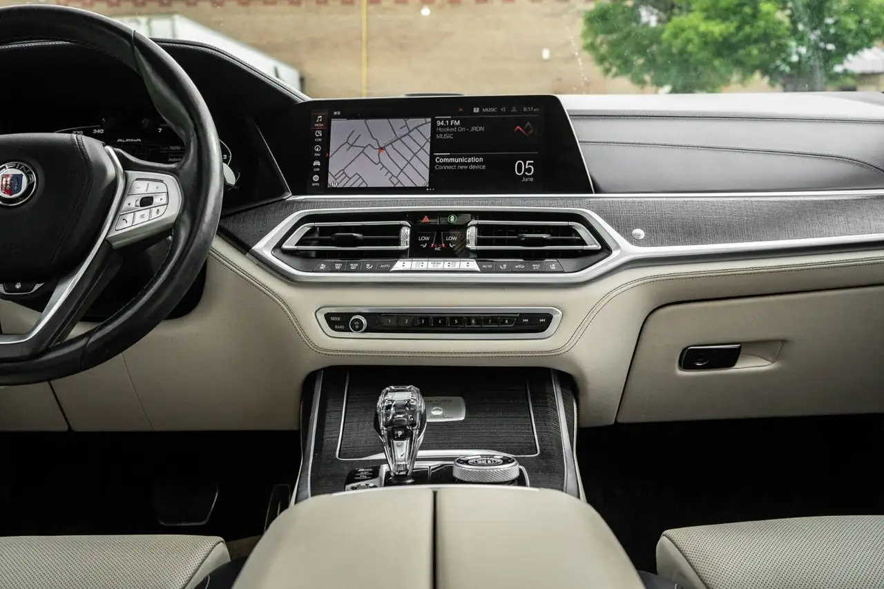 BMW X7 снимка BMW X7