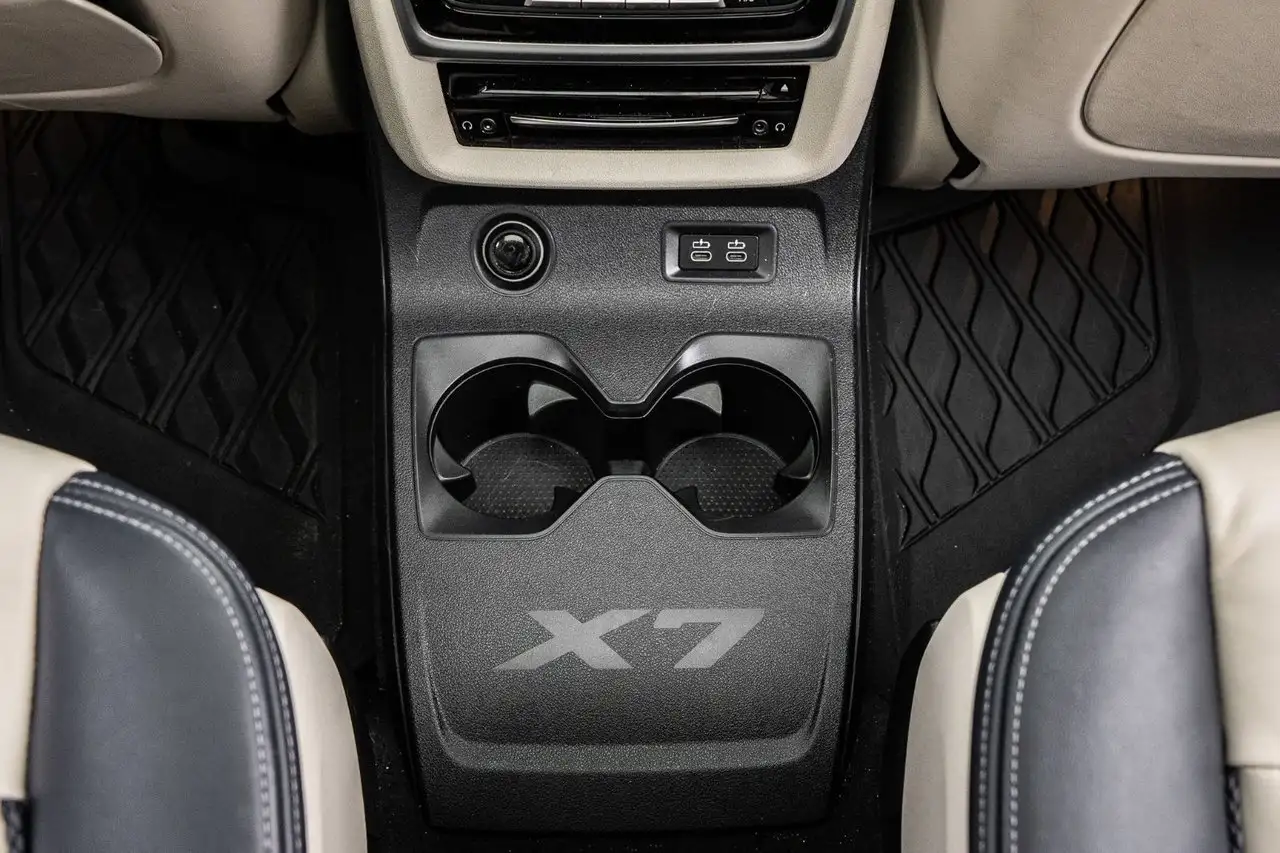 BMW X7 снимка BMW X7
