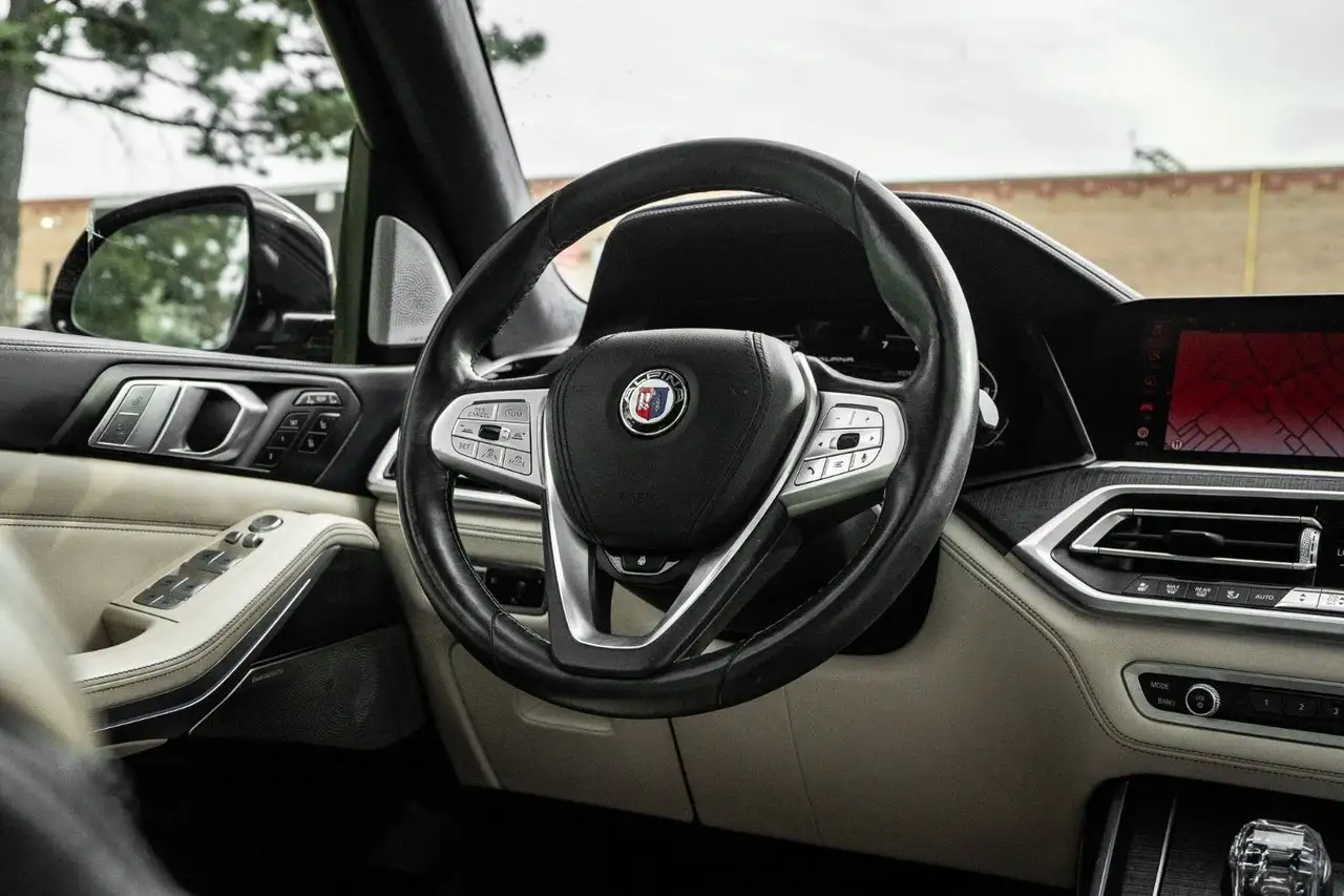 BMW X7 снимка BMW X7