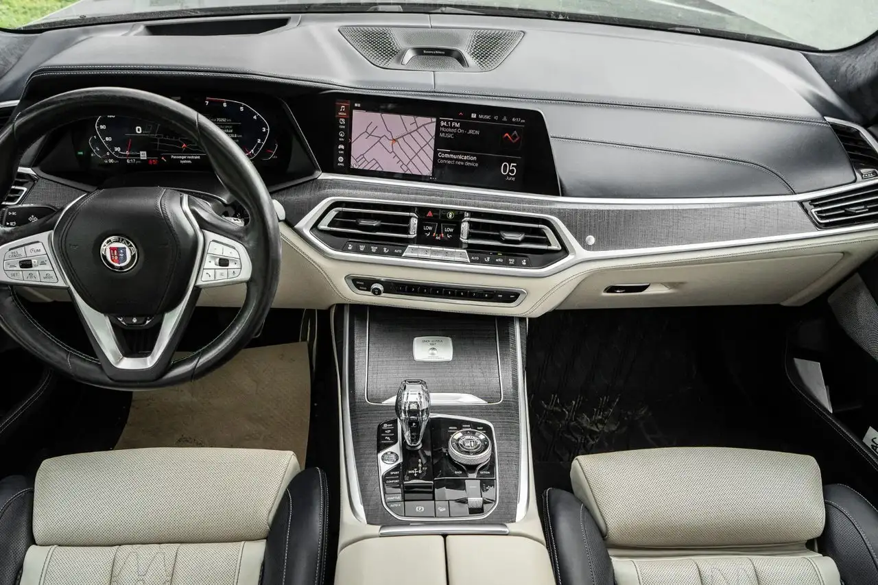 BMW X7 снимка BMW X7